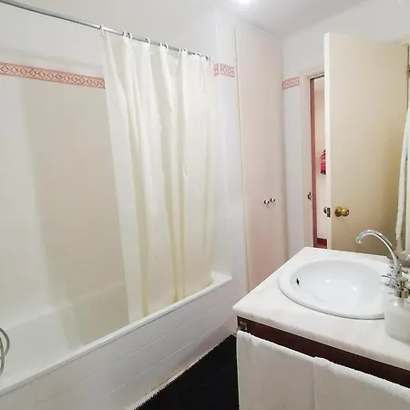 Apartament Ladeira Center * פונשל