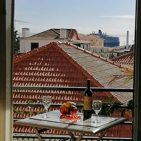 Apartament Ladeira Center * פונשל
